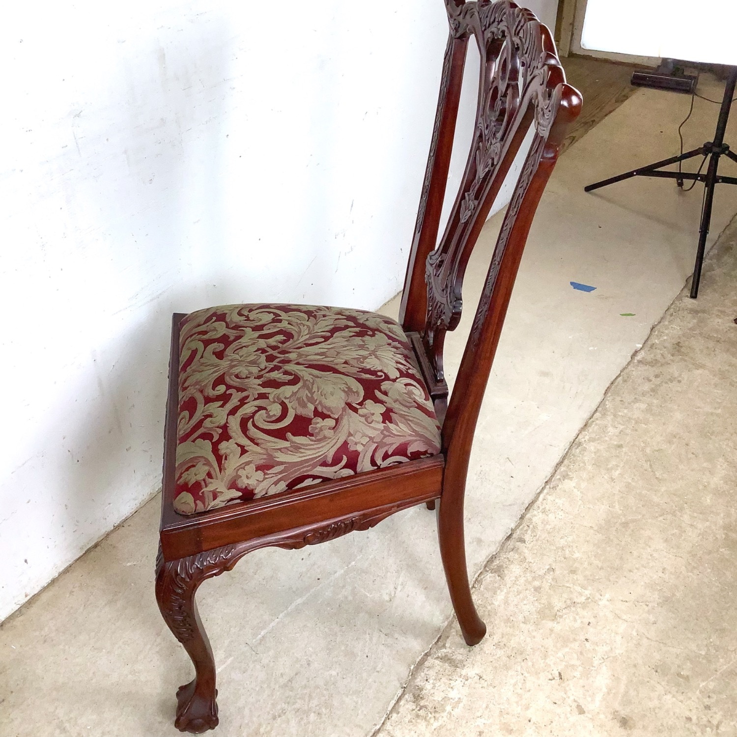 Set of 6 Chippendale Style Mahogany Dining Chairs - image-21