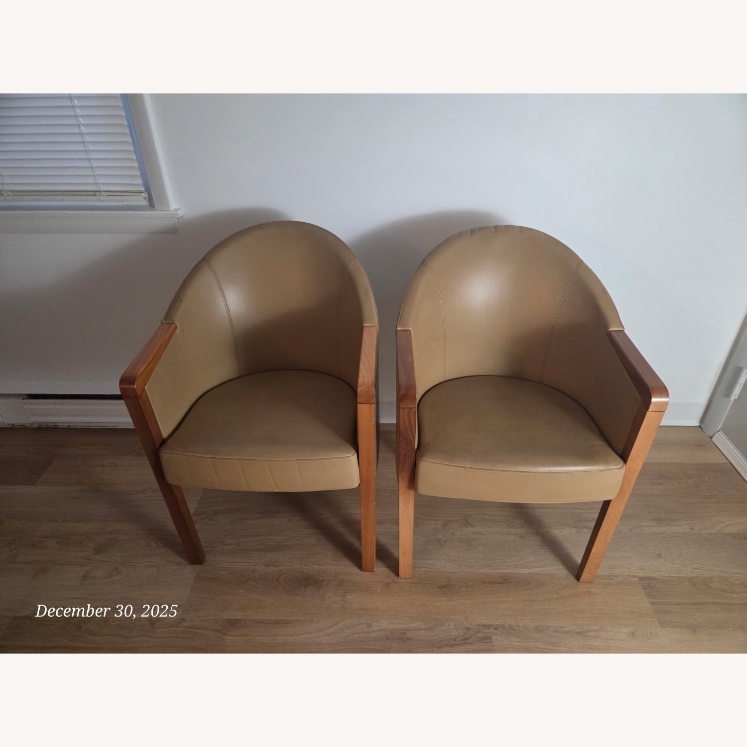 Poltrona Frau Natural Armchair - image-1