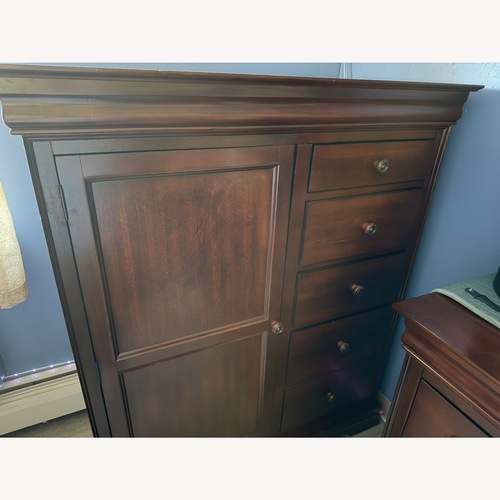 Used New Classic Furniture Versailles Chest for sale on AptDeco