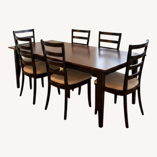 Used  Crate & Barrel Extendable DR Table and Chairs for sale on AptDeco