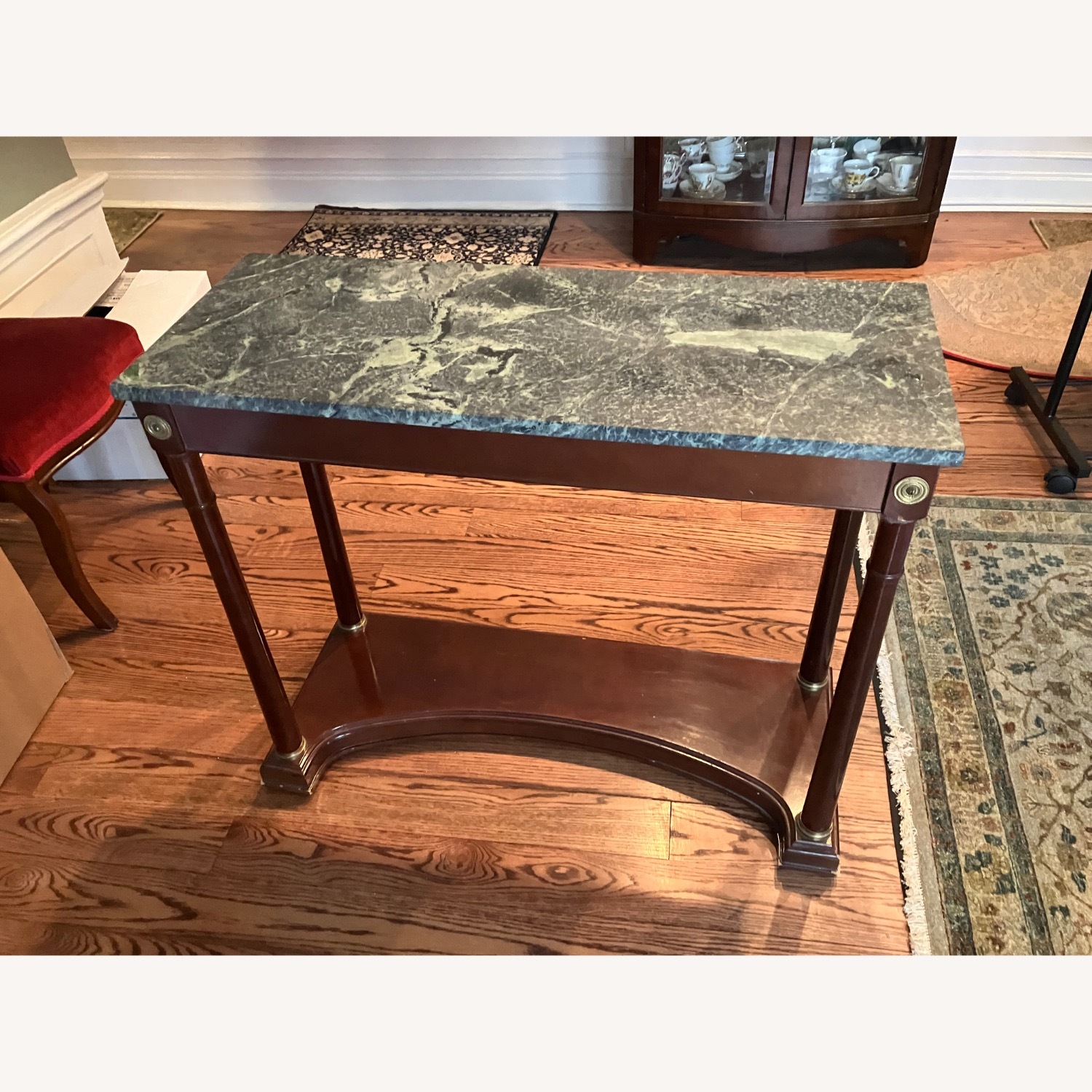 Jade-colored Top Table - image-1