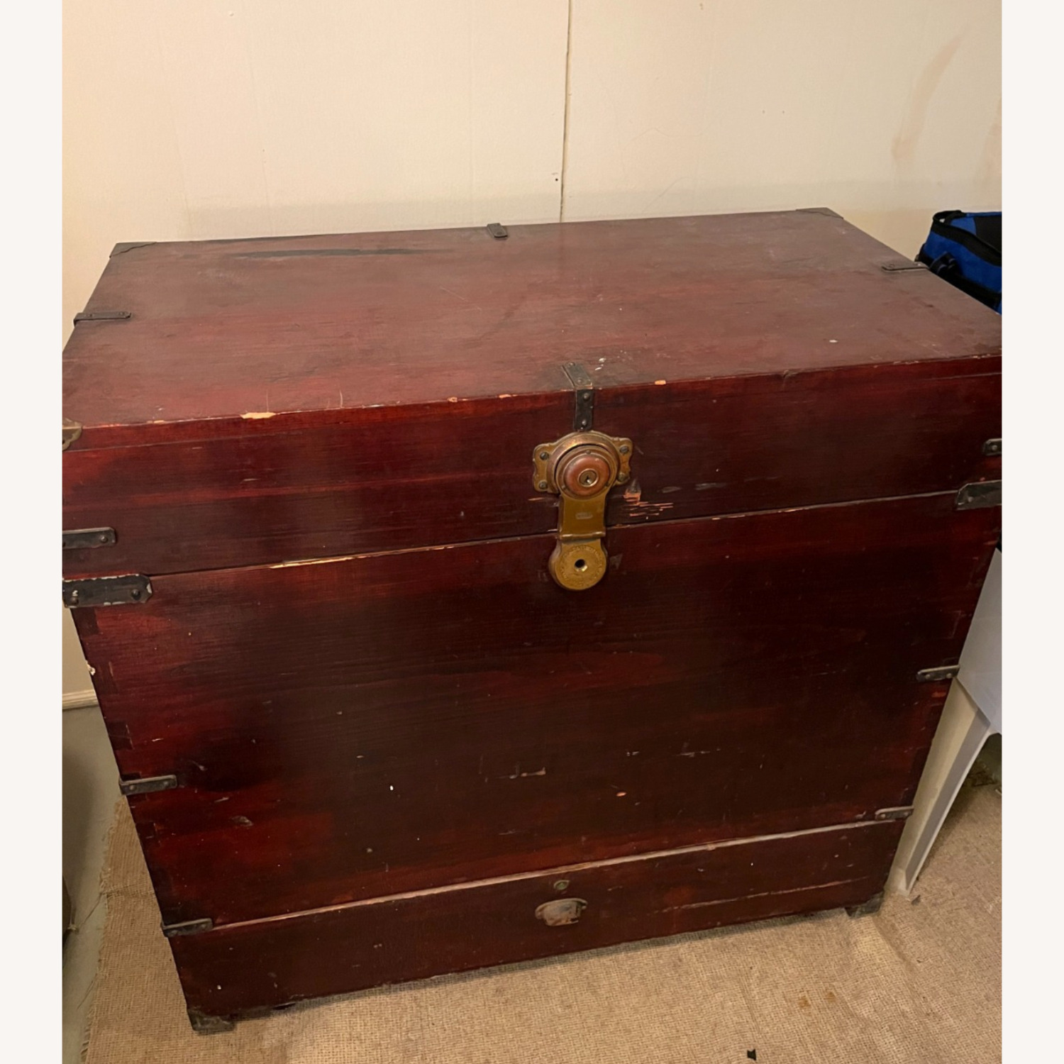 Steamer Trunk/Chest Antique - image-13