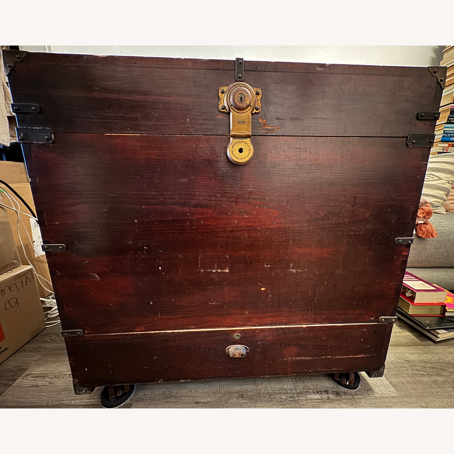 Steamer Trunk/Chest Antique - image-9