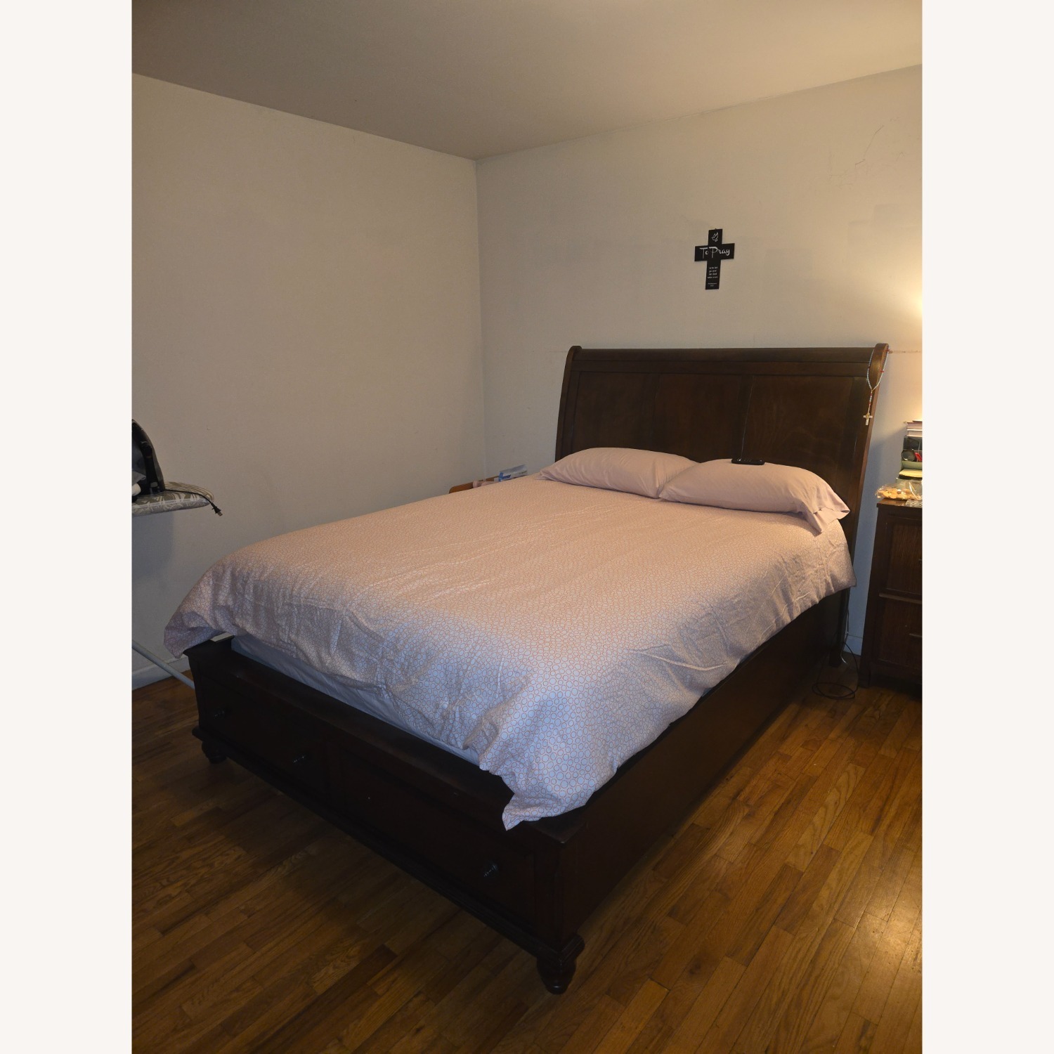 Queen Sleigh Bed  - image-3