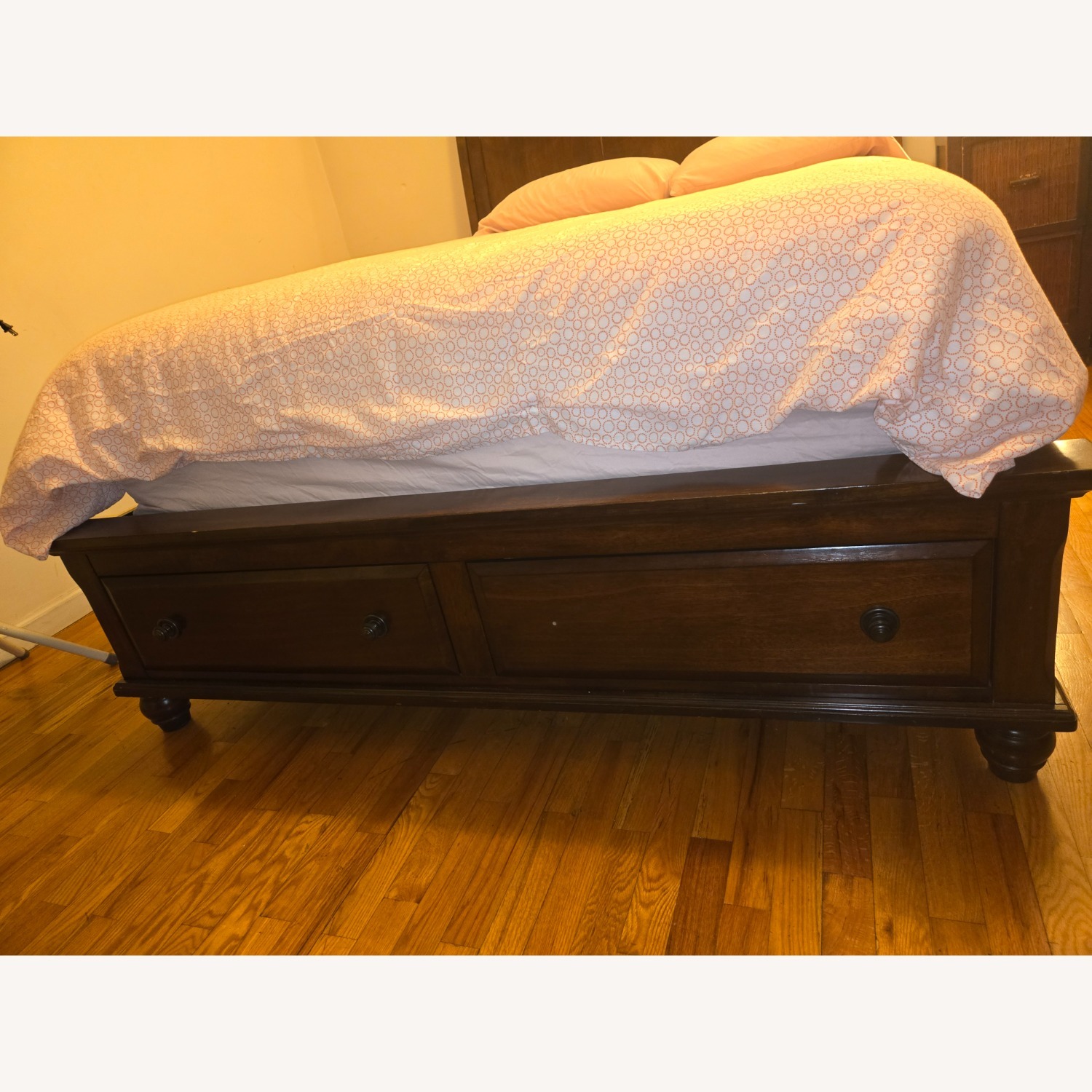 Queen Sleigh Bed  - image-2