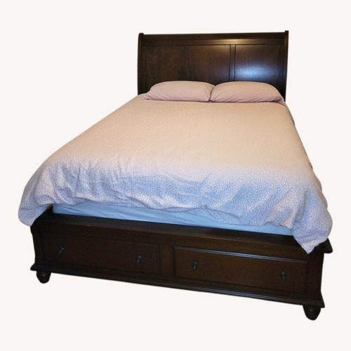 Used Queen Sleigh Bed  for sale on AptDeco
