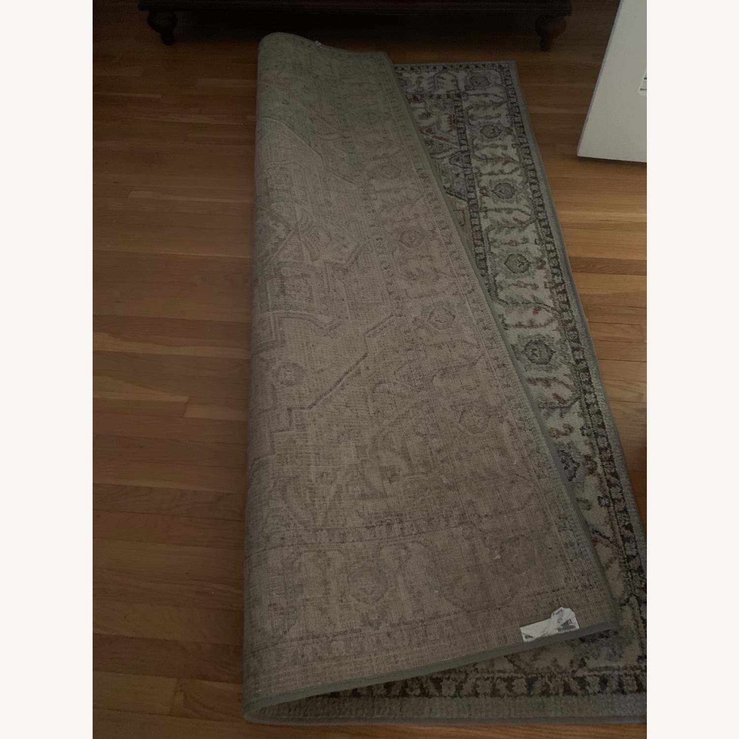 Area Rug 7’ x 5’ - image-3