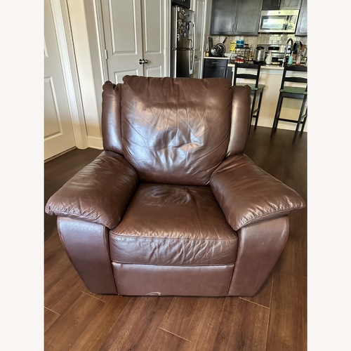 Used  Comfortable One-Seater Recliner – Brown Leather for sale on AptDeco