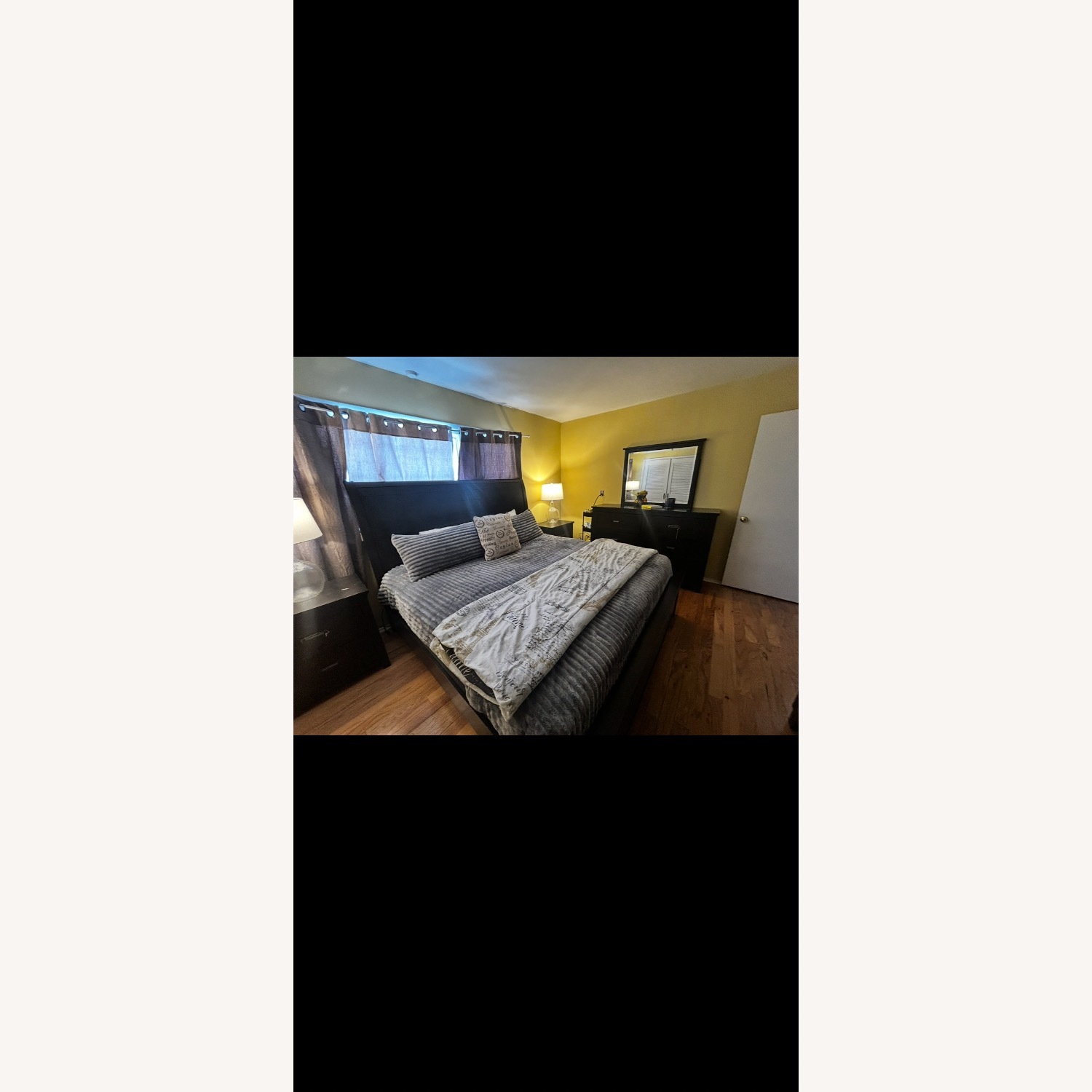 King Bed - image-1