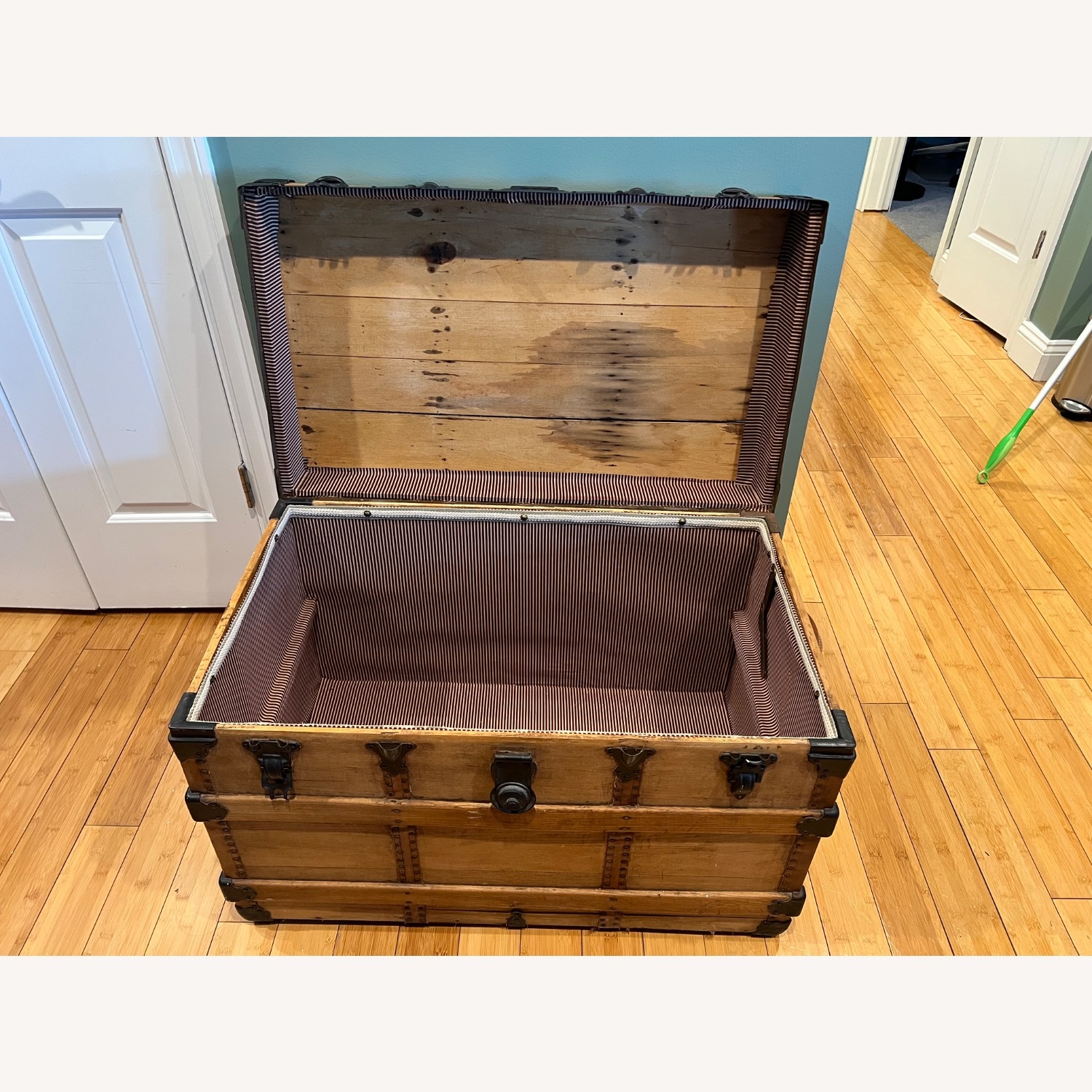 Vintage/Antique Light Brown Wood Chest - image-4