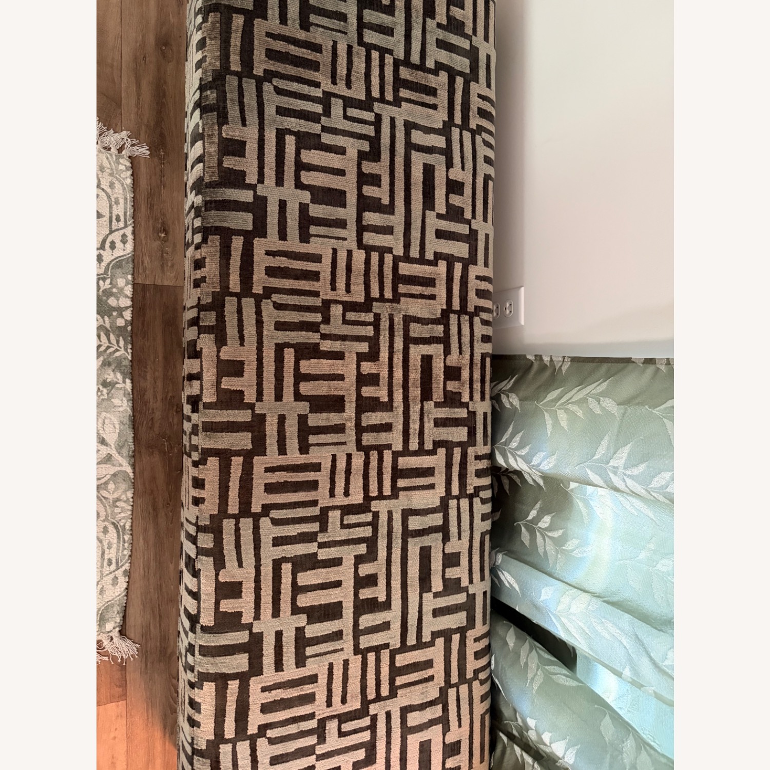 Vanguard Furniture Connoly Bench in Ernie Chrome - image-3