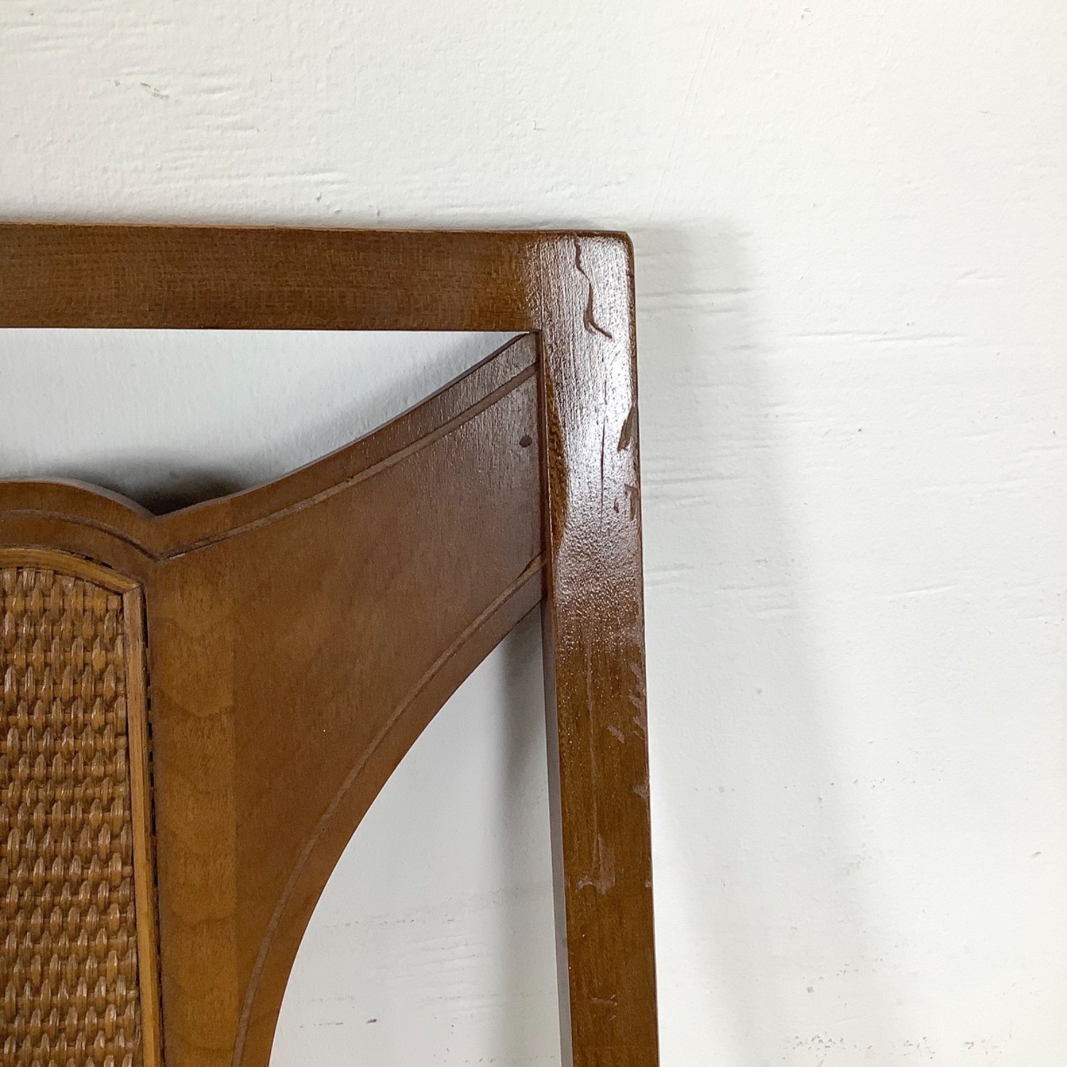 Set 4 MCM Walnut High-Back Dining Chairs - image-18