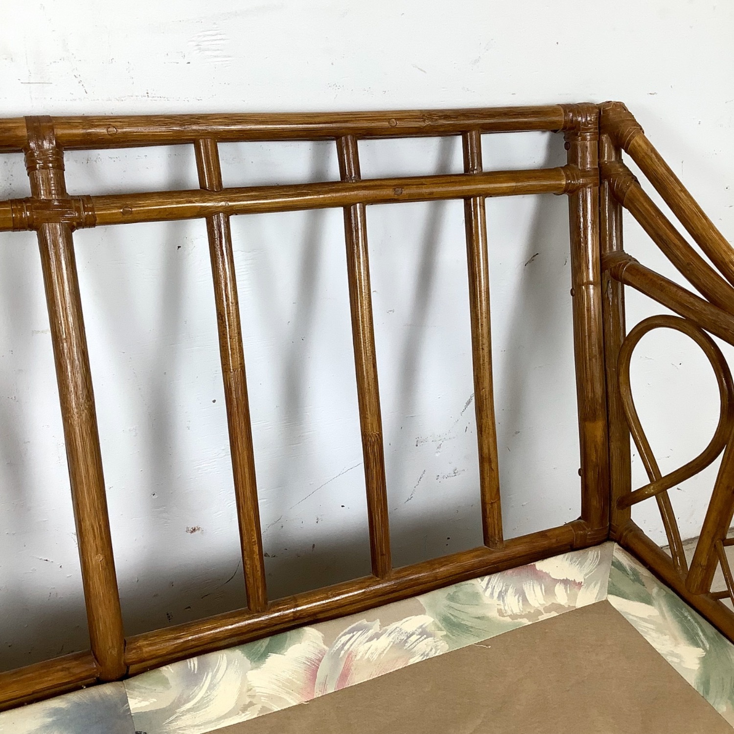 Vintage Rattan Three-Seat Sofa - image-18