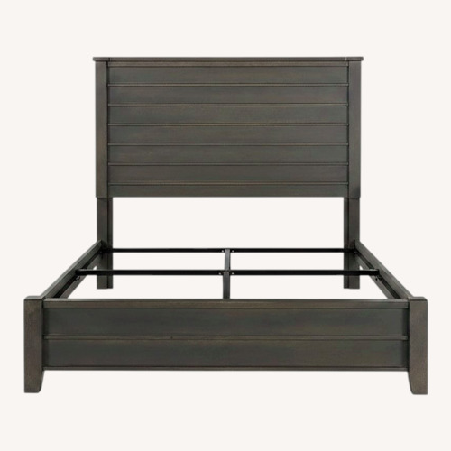 Used Rooms To Go Darby Brook Queen Bed for sale on AptDeco