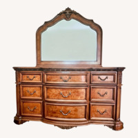 9 Drawer Chest With Mirror 
