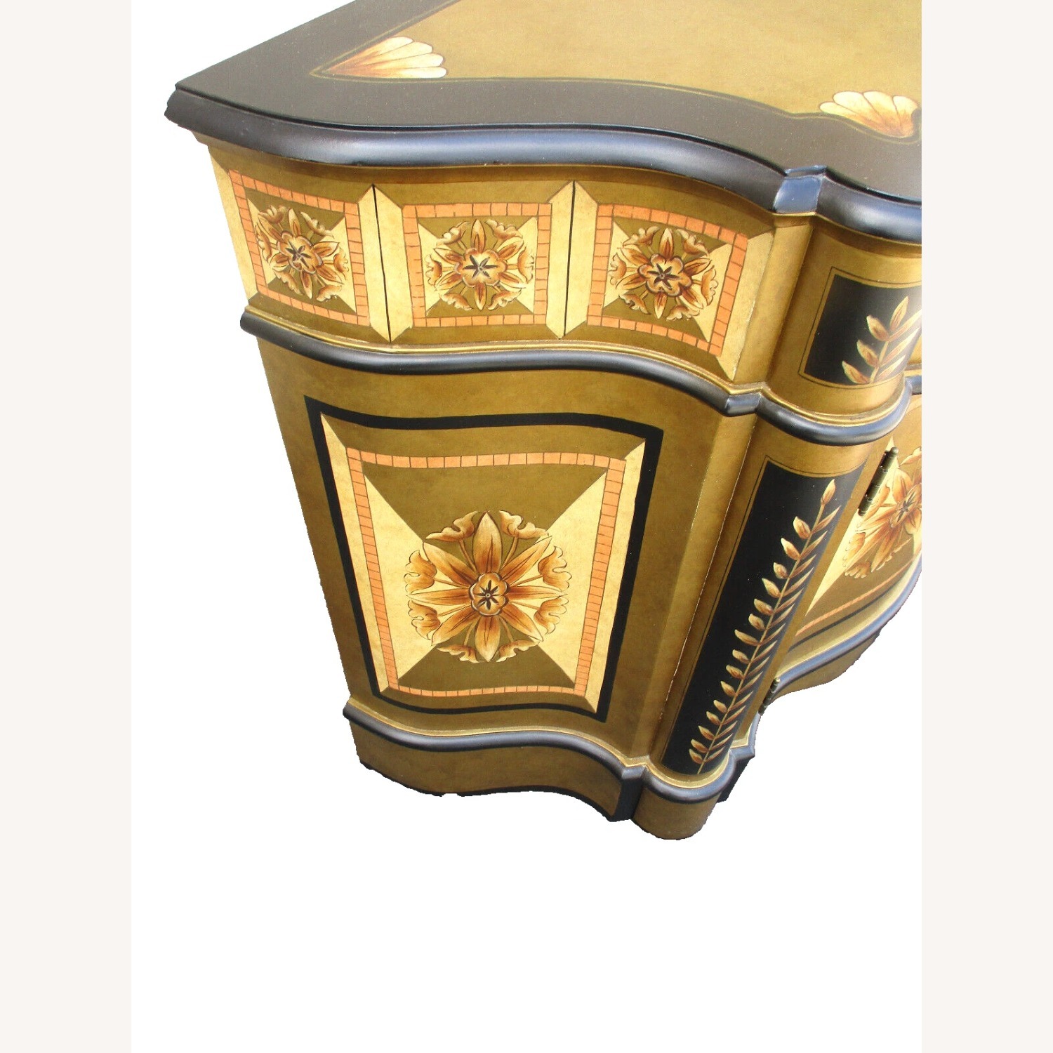  Pulaski Console Sideboard Server Cabinet - image-2