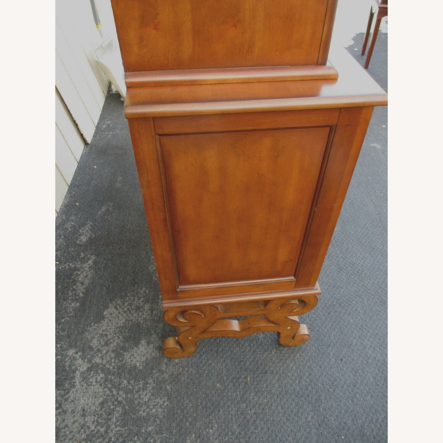 Lane Furniture Sideboard  Curio Display Cabinet - image-10