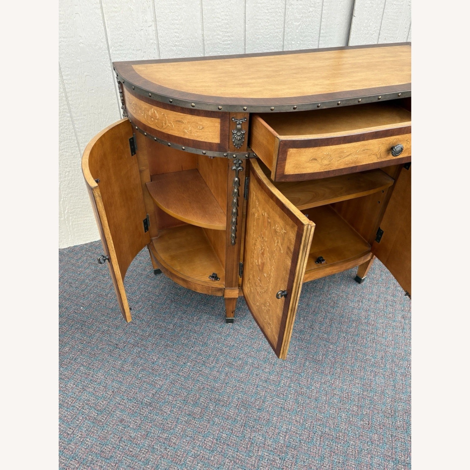 Hooker Furniture Seven Seas Decorator Sideboard  - image-6