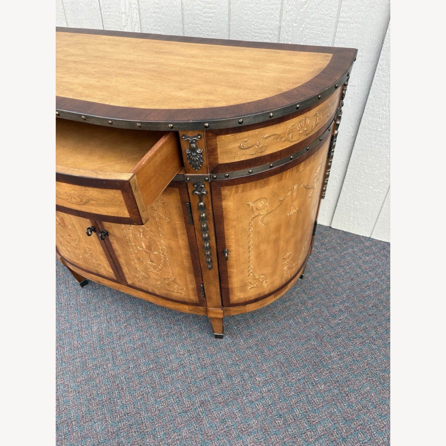 Hooker Furniture Seven Seas Decorator Sideboard  - image-10