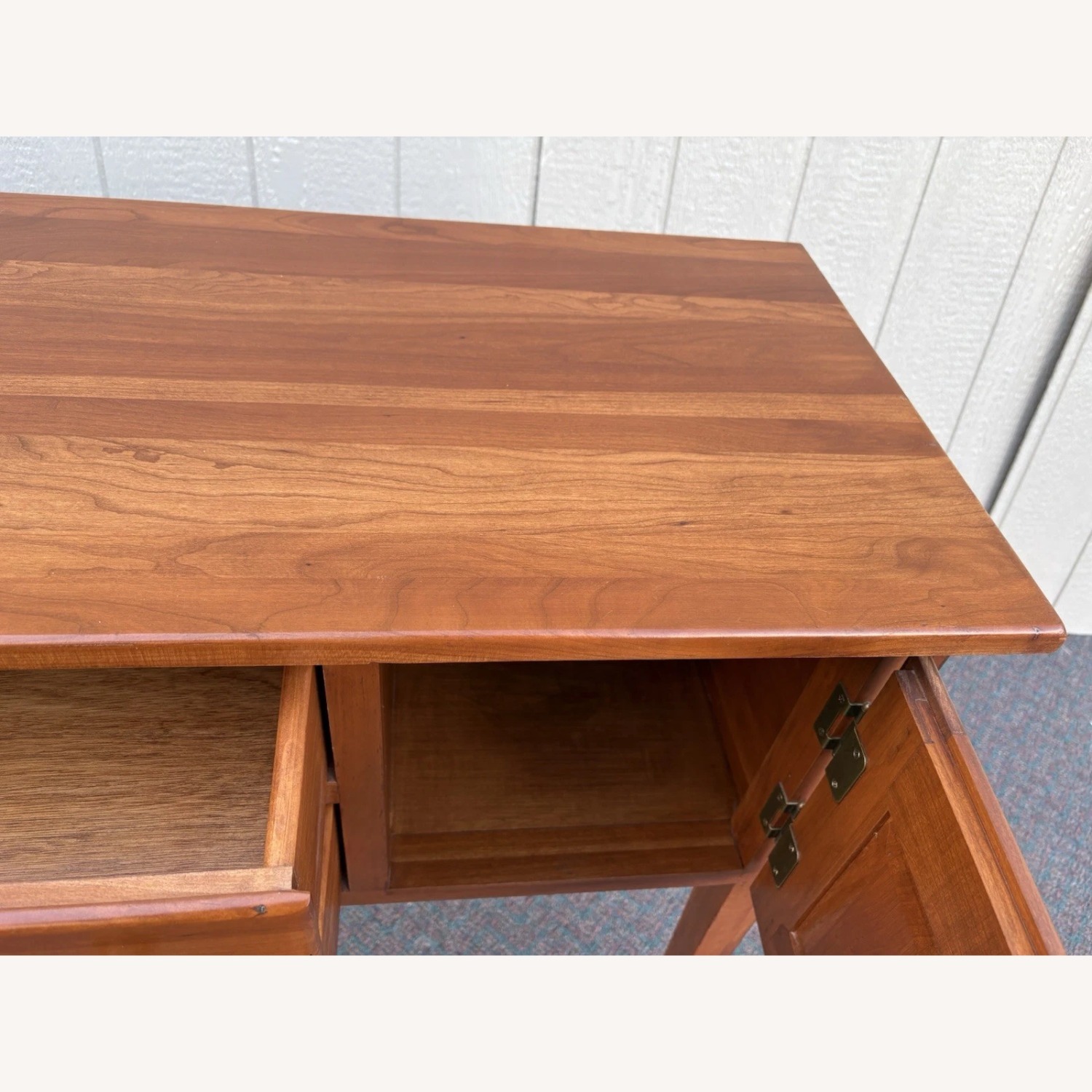 Solid Cherry Hepplewhite Sideboard Buffet Cabinet - image-12