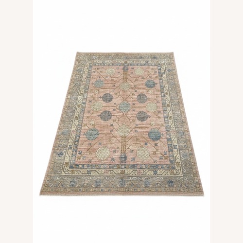 Used Pakistani Ushak Rug, Blush Beige & Blue, 8x10 for sale on AptDeco
