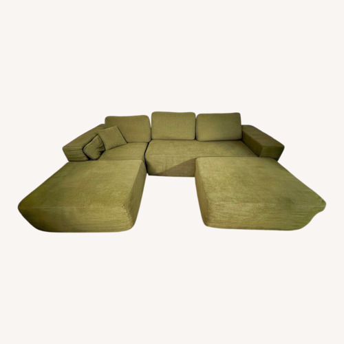 Used Vintage/Antique Green Fabric 3+ Piece Sectional for sale on AptDeco