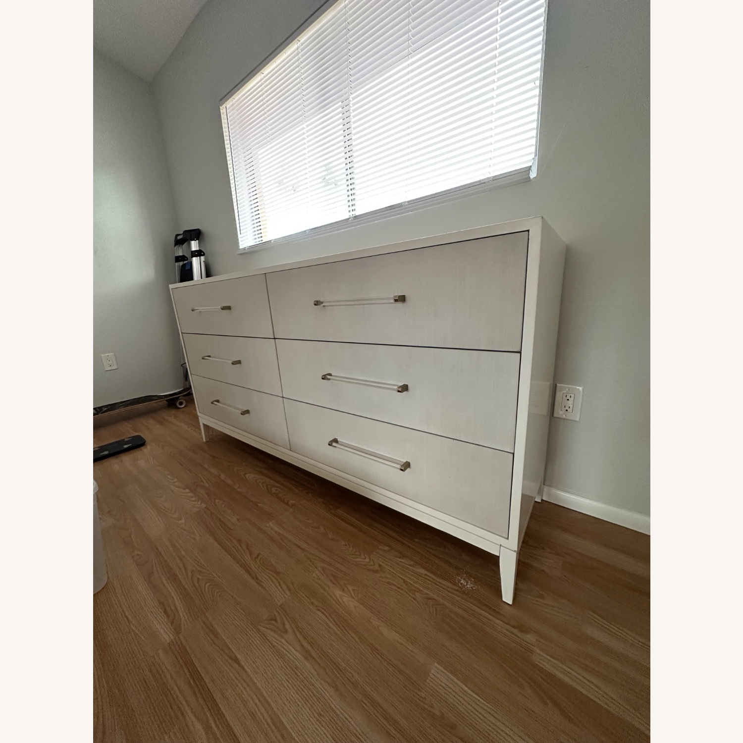 Miranda Kerr Dresser - image-4