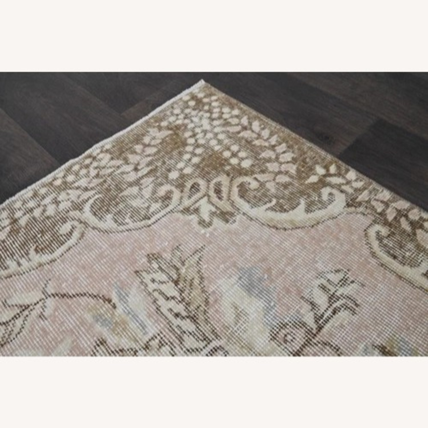 Vintage/Antique Area Rug 5.5' x 8.8' - image-5