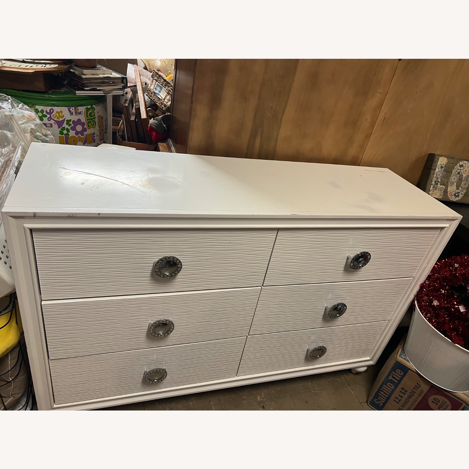 Rooms To Go Evangeline White Dresser - image-4