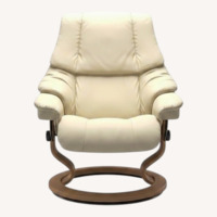 Ekornes Reno White Leather Recliner