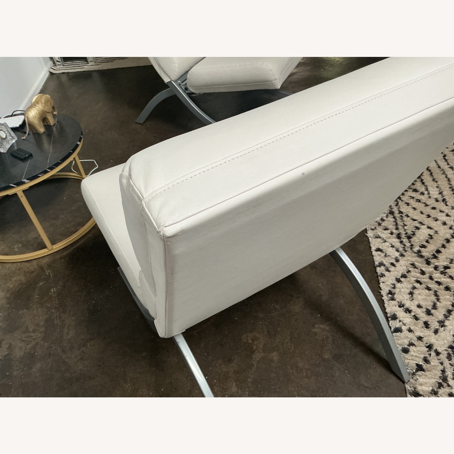 2 Studio Home Accent Chairs - image-2