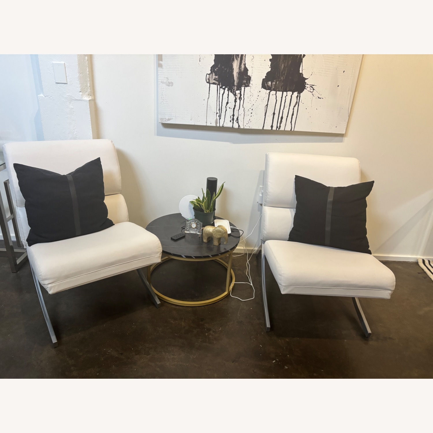 2 Studio Home Accent Chairs - image-1