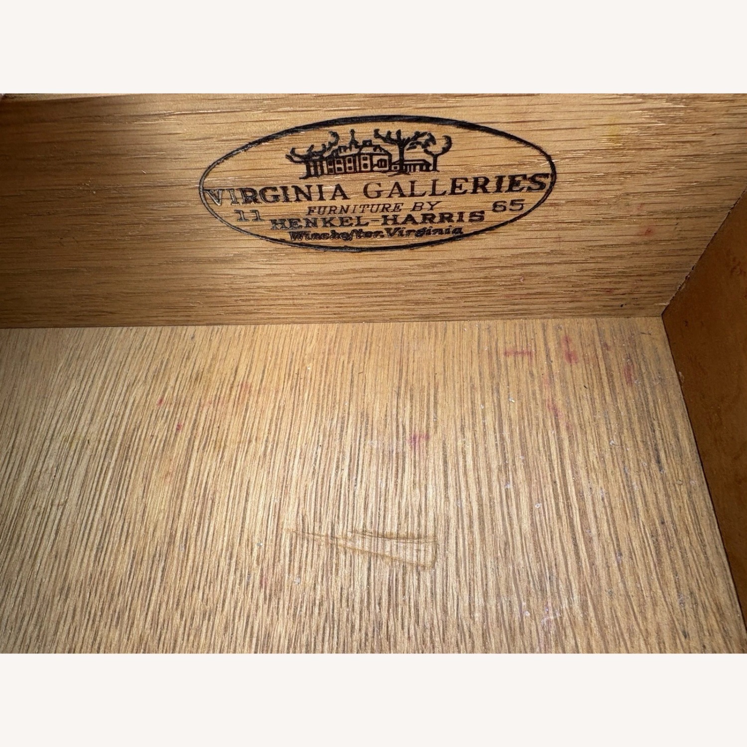Henkel Harris Virginia Galleries Cherry Cabinet - image-10