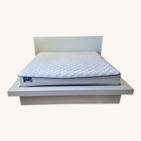 White King Bed