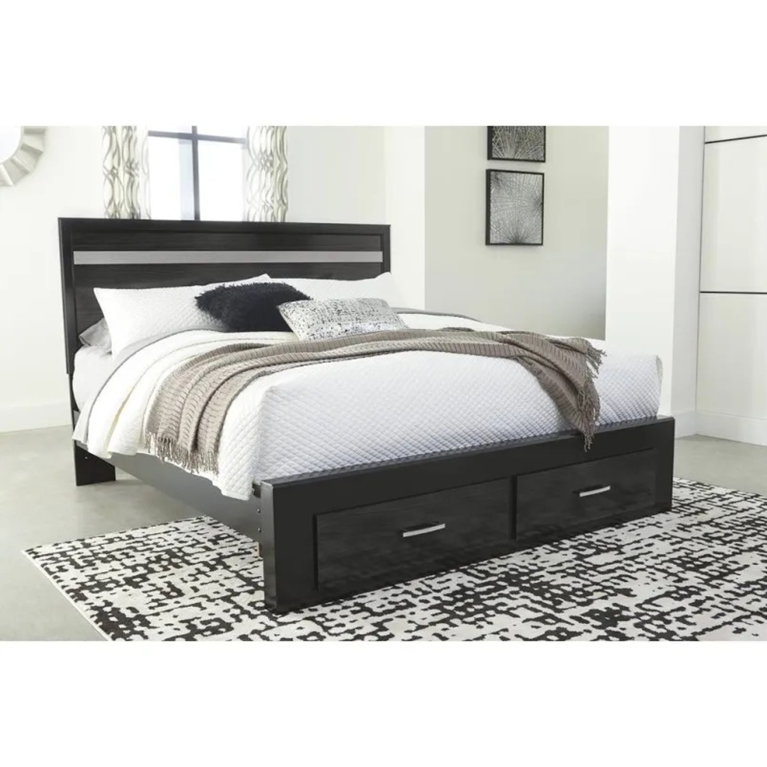 Stoberry King Size Bed - image-1