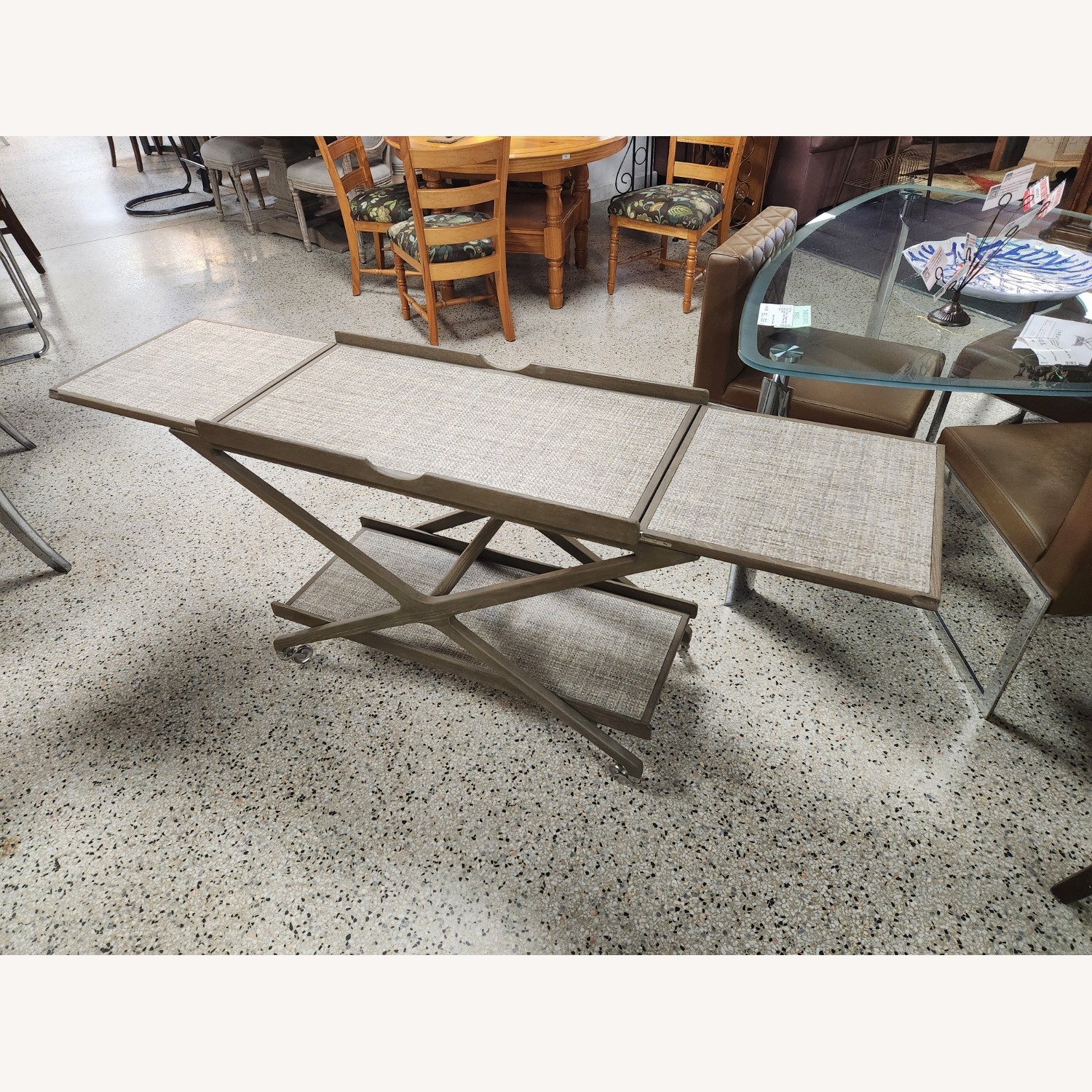 Light Gray Bar Cart Campaign Bar - image-11