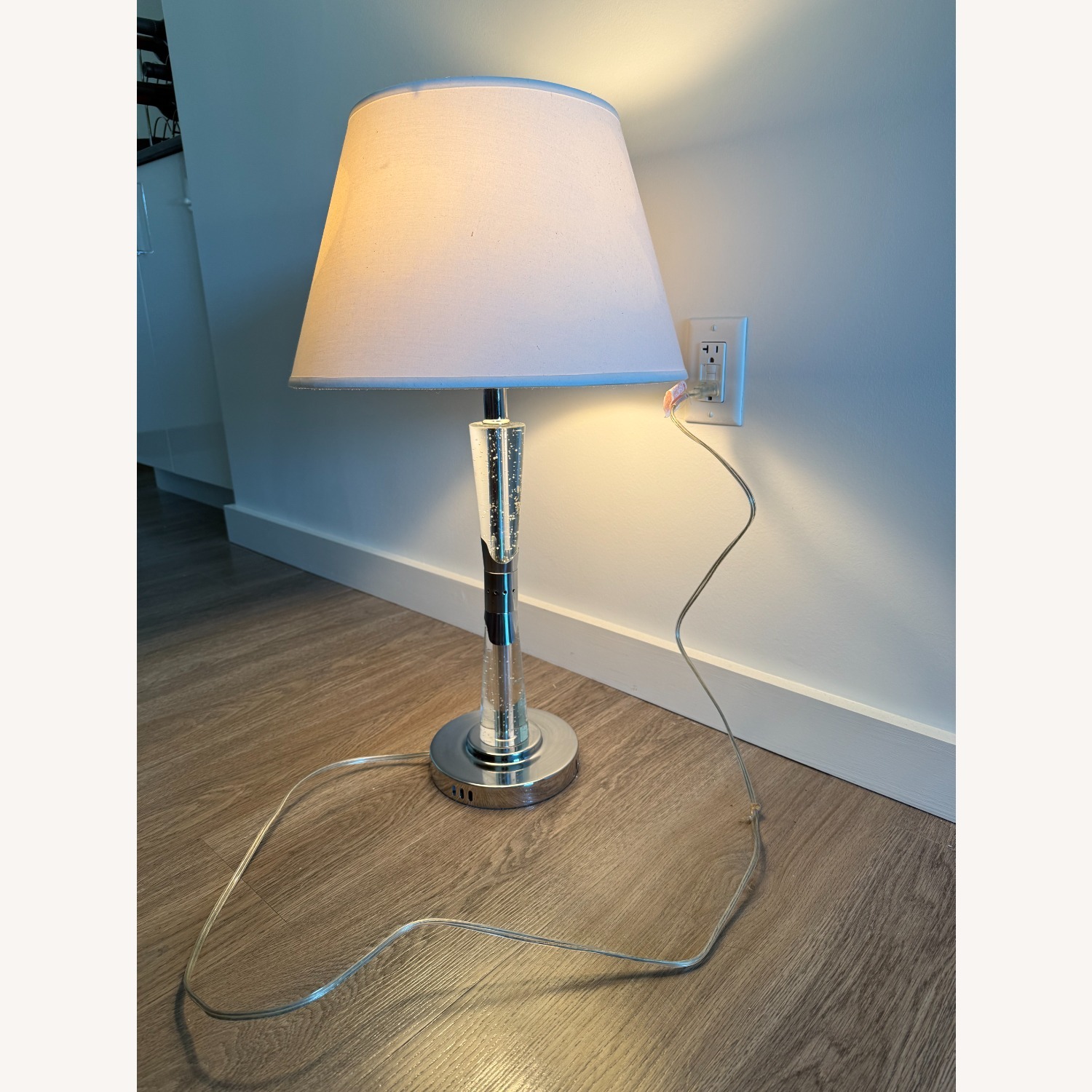 Raymour & Flanigan – LED Water Dancing Table Lamp - image-4