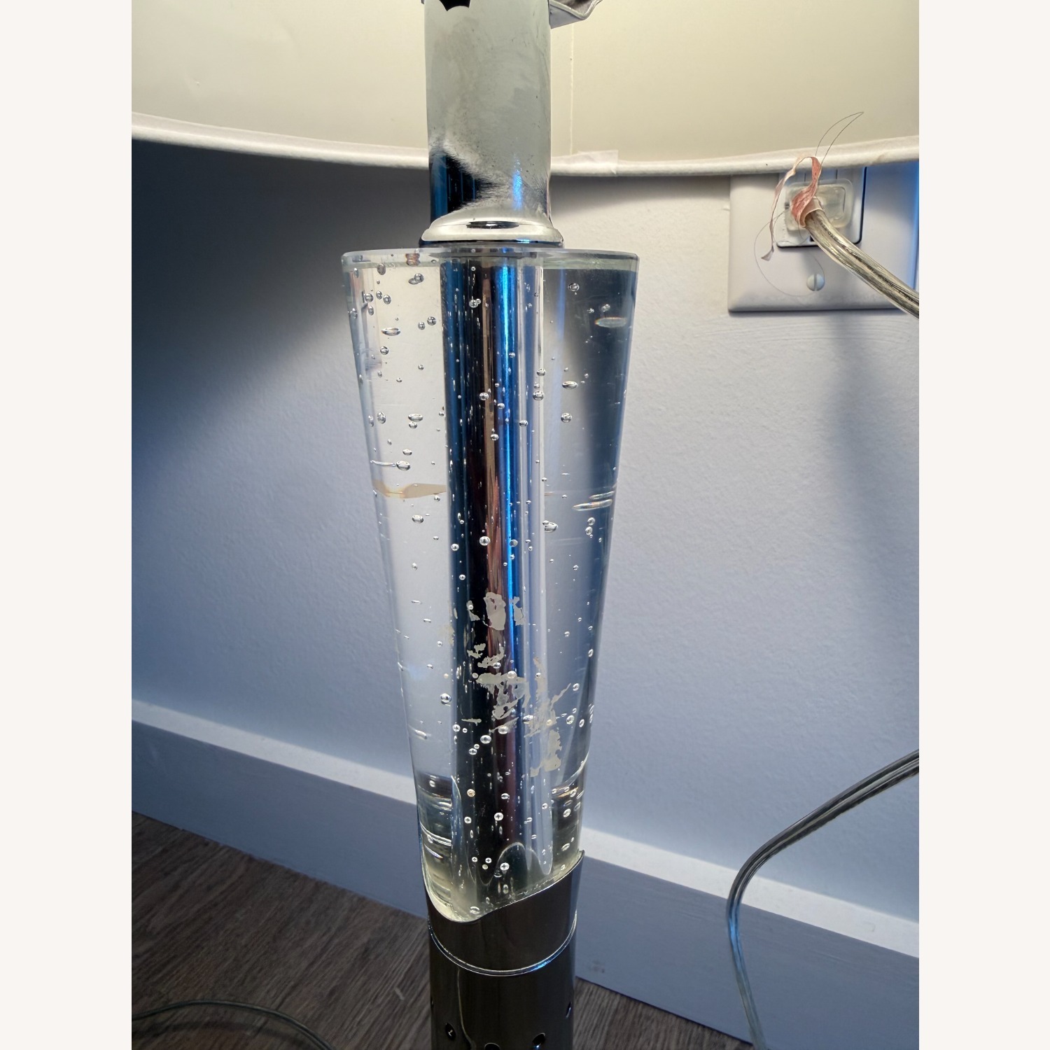 Raymour & Flanigan – LED Water Dancing Table Lamp - image-3