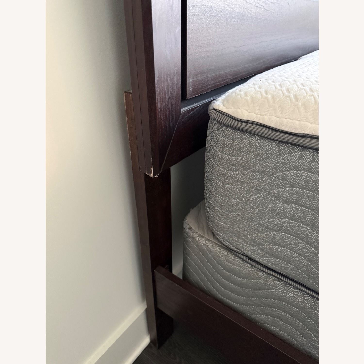 Perfect Starter Bed for Your Space - image-6