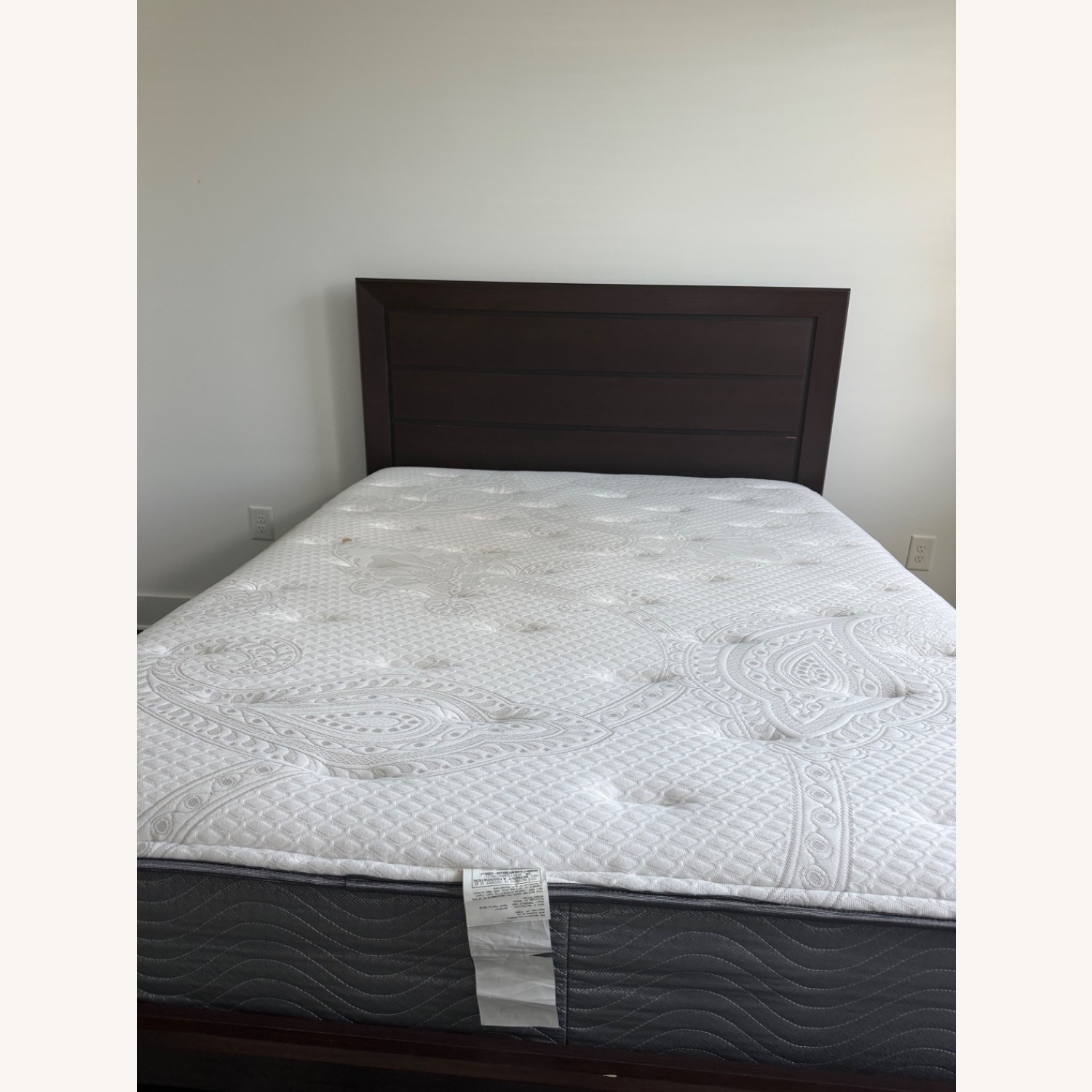 Perfect Starter Bed for Your Space - image-5