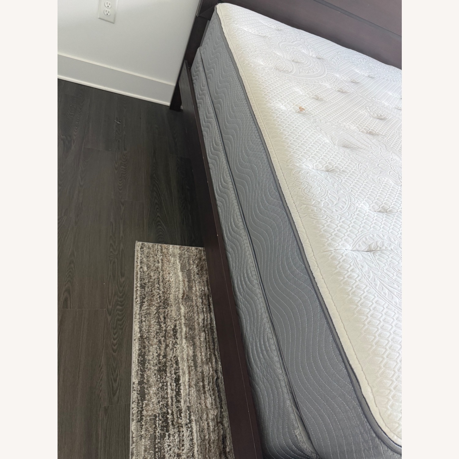 Perfect Starter Bed for Your Space - image-3