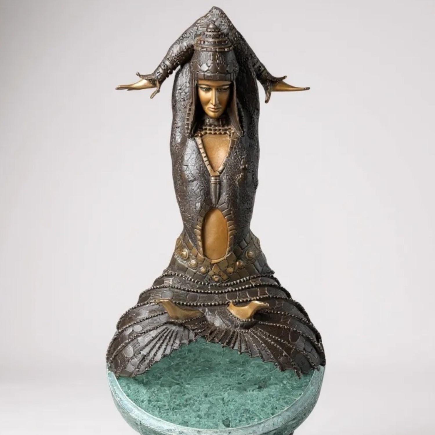 After Demetre Chiparus Bronze Sculpture - image-5