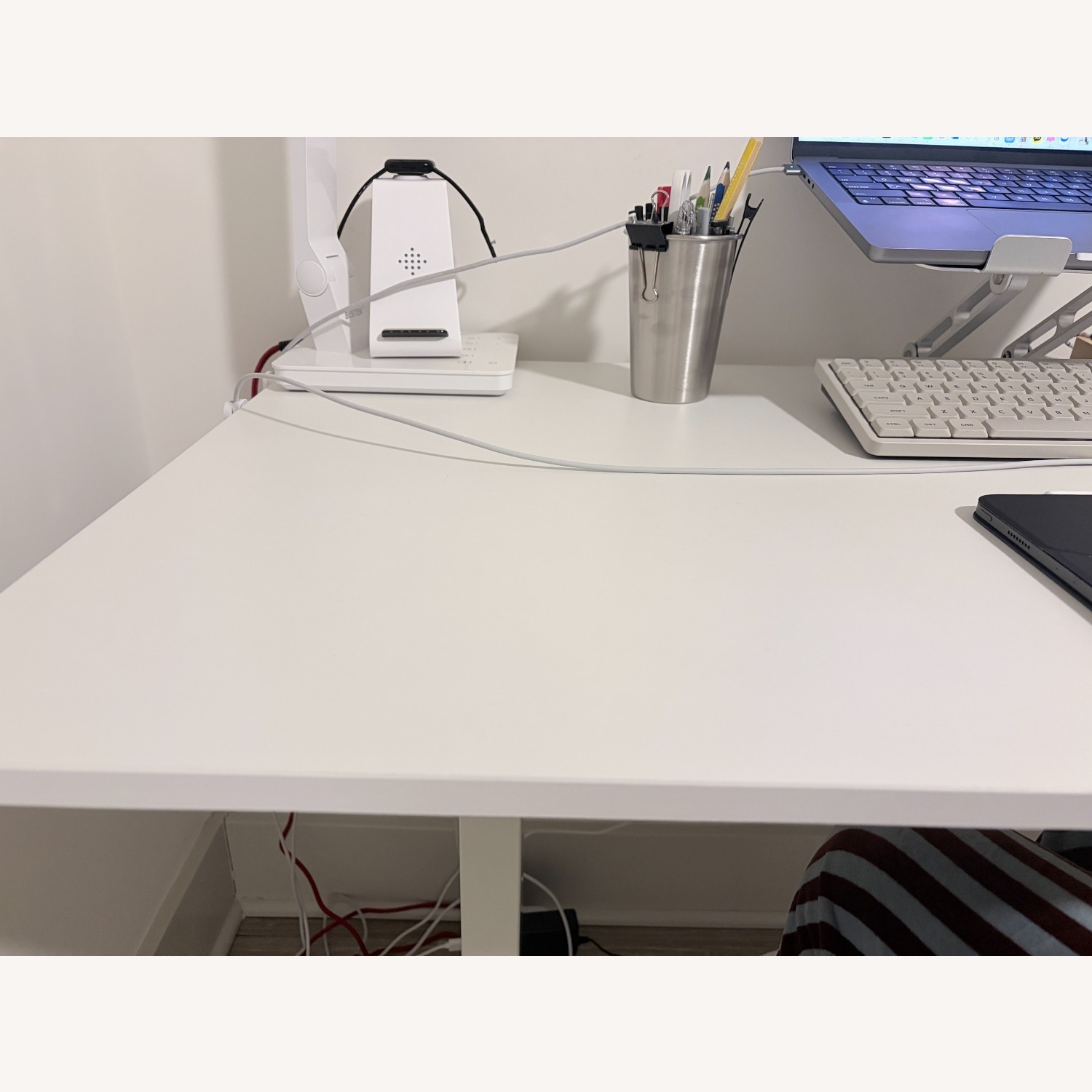 Adjustable Height Electric Standing Desk - image-5