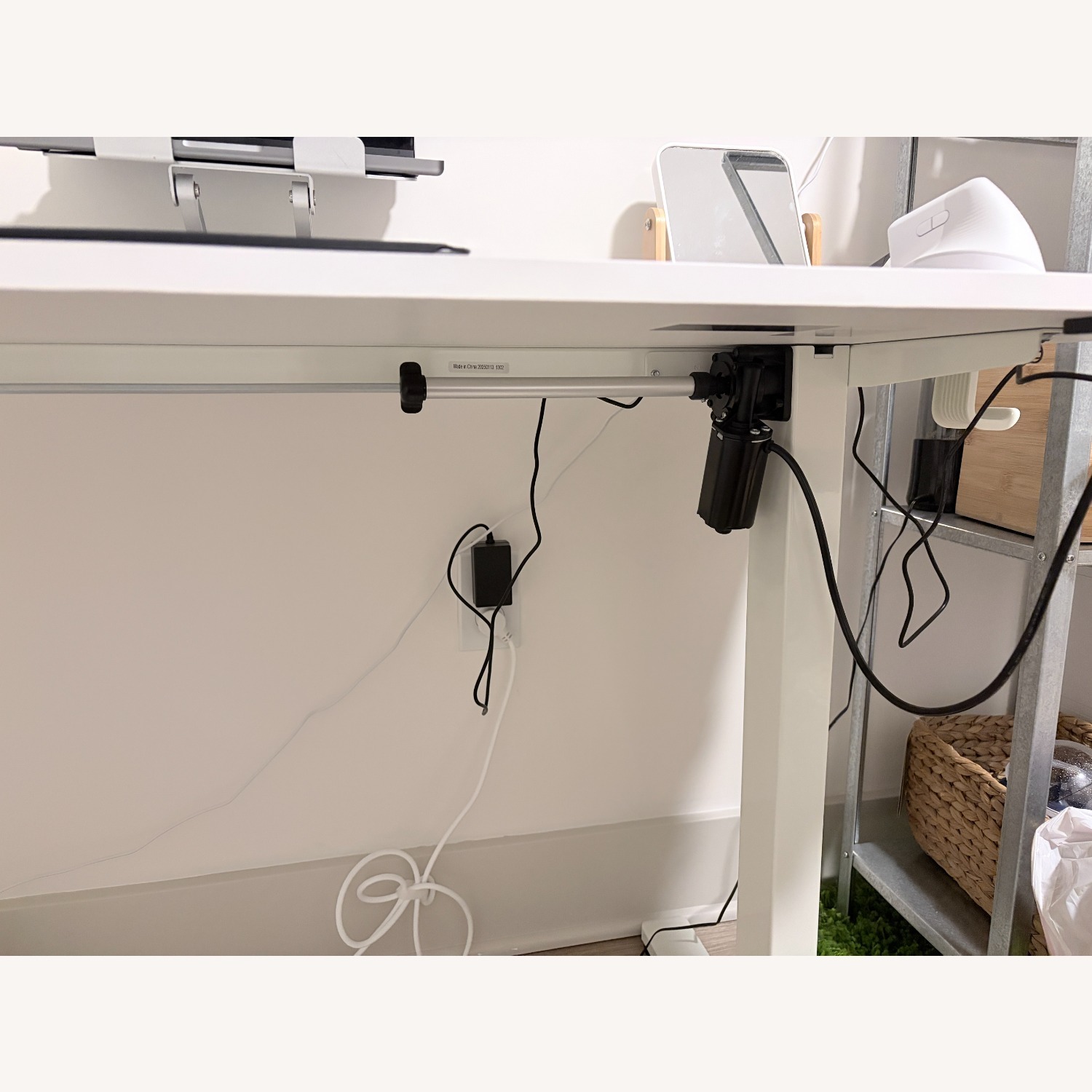 Adjustable Height Electric Standing Desk - image-4