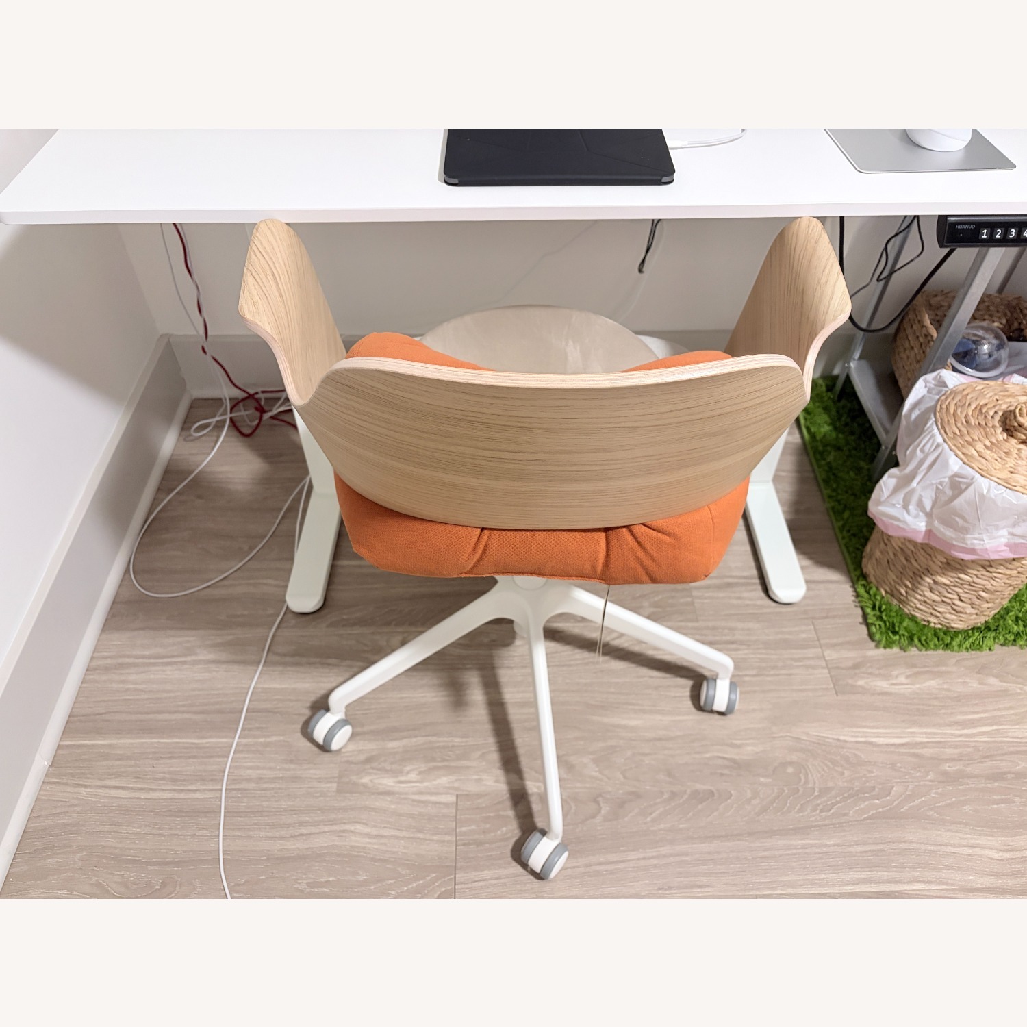 IKEA FJÄLLBERGET White Stained Oak Office Chair - image-2