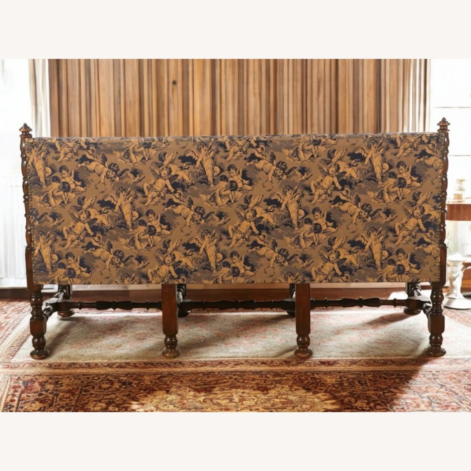 Vintage/Antique 3+ Seater Sofa - image-3
