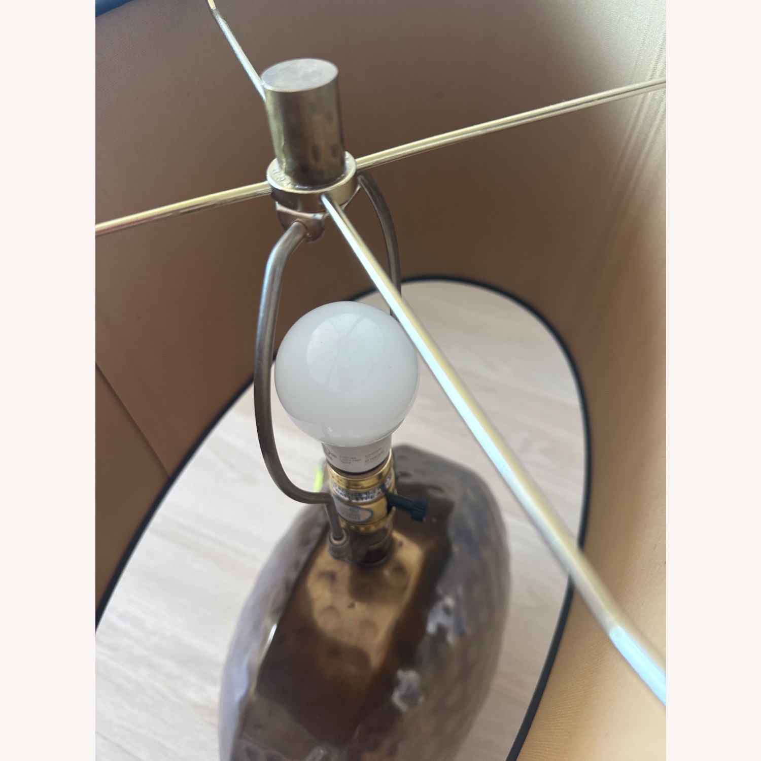 Gold Metal Table Lamp - image-7