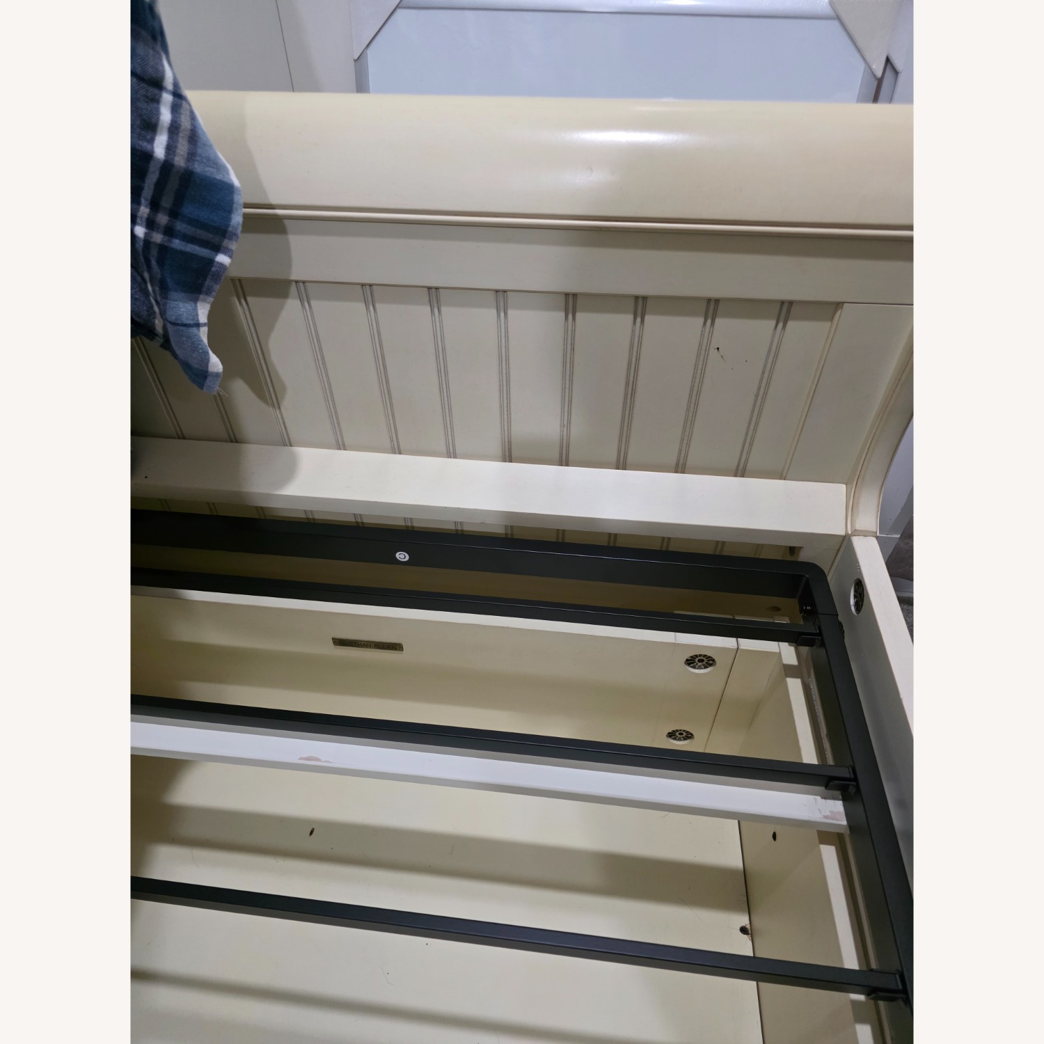 Ethan Allen Jamie White Wood Twin Bed - image-3