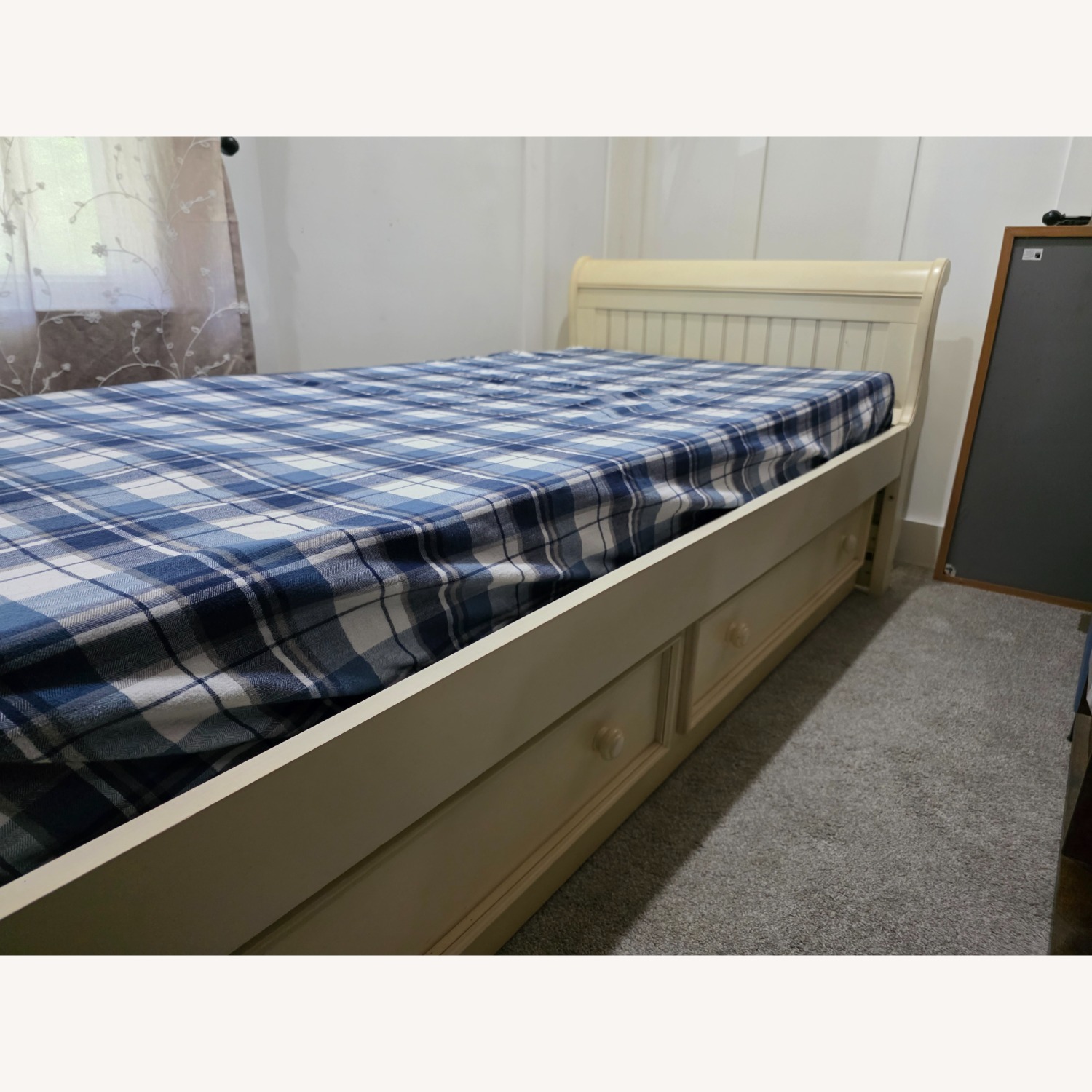 Ethan Allen Jamie White Wood Twin Bed - image-1