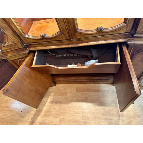 Used Drexel Heritage French Provincial China Cabinet for sale on AptDeco